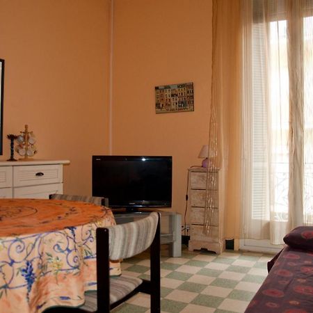 Appartement 2 Les Clematites Мантон Екстер'єр фото