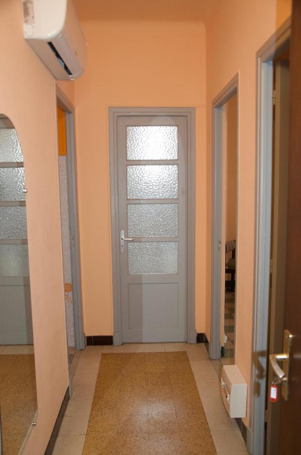 Appartement 2 Les Clematites Мантон Екстер'єр фото
